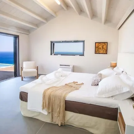 فيلة Skala Sleeps 3 Pool Air Con Wifi *